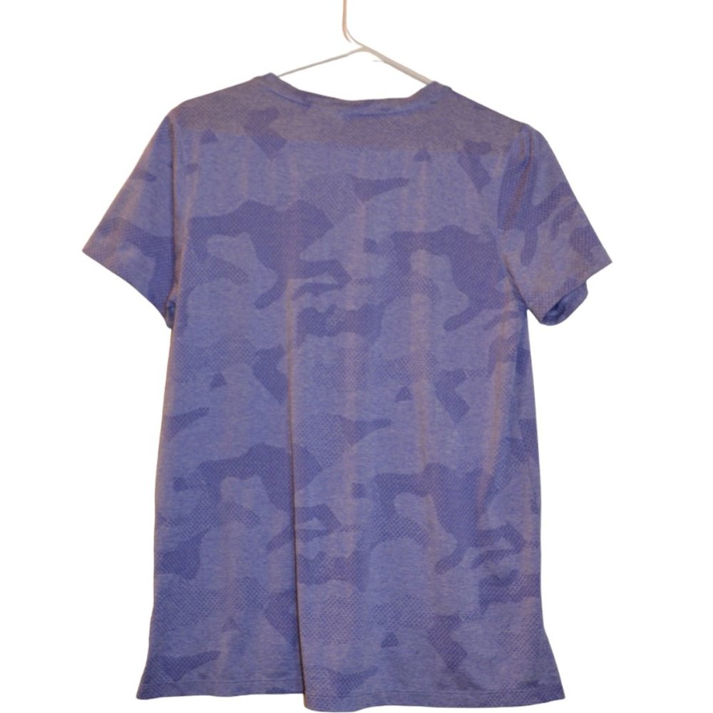 TAPOUT Athletic Purple Soft Silky Fabric V-neck Short Sleeves Women Tee M